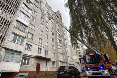 Пожежа в багатоповерхівці Житомира: мешканці будинку хочуть через суд відшкодувати збитки Пожежа в багатоповерхівці Житомира: мешканці будинку хочуть через суд відшкодувати збитки
