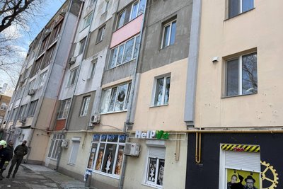 Удар БпЛА по центру Чорноморська: загорівся житловий будинок
