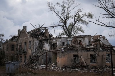 Росіянин забіг в підвал. Як військові за допомогою дрона евакуювали подружжя з міста Часів Яр Росіянин забіг в підвал. Як військові за допомогою дрона евакуювали подружжя з міста Часів Яр
