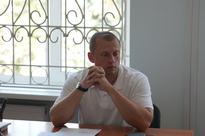 Обвинуваченого у підпалі ТЦК та автівок військових залишили під вартою Обвинуваченого у підпалі ТЦК та автівок військових залишили під вартою