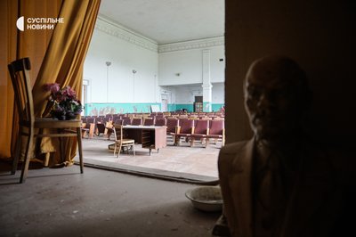 Зала у місцевому Будинку культури у Підвисокому, Харківщина, квітень 2023 року
