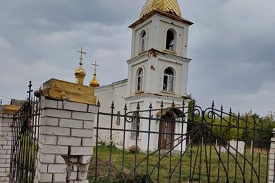 У Козачій Лопані на Харківщині росіяни обстрілами пошкодили церкву У Козачій Лопані на Харківщині росіяни обстрілами пошкодили церкву