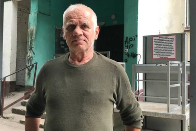 непрацюючий підйомник непрацюючий підйомник