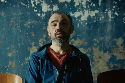 Росіянин Дмитро Азаров, якого українські військові взяли в полон під час спецоперації «Велес» Росіянин Дмитро Азаров, якого українські військові взяли в полон під час спецоперації «Велес»