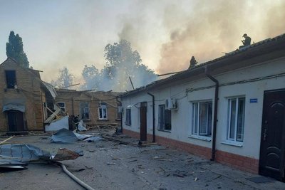 Через атаку РФ на Одещині знищена станція екстреної медичної допомоги — ОВА Через атаку РФ на Одещині знищена станція екстреної медичної допомоги — ОВА