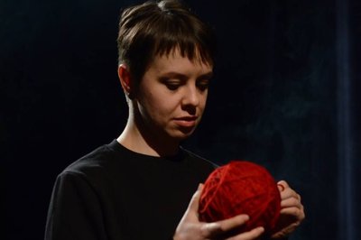 Жарікова випустила кліп на пісню "Що робить нас живими" Жарікова випустила кліп на пісню "Що робить нас живими"