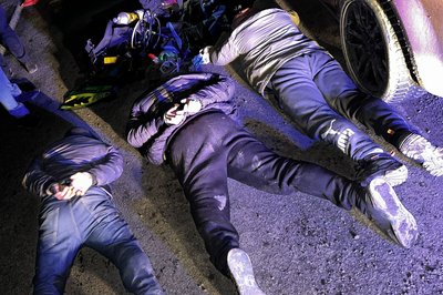 В Ужгороді затримали чоловіків, яких підозрюють в обкраданні автівок містян В Ужгороді затримали чоловіків, яких підозрюють в обкраданні автівок містян