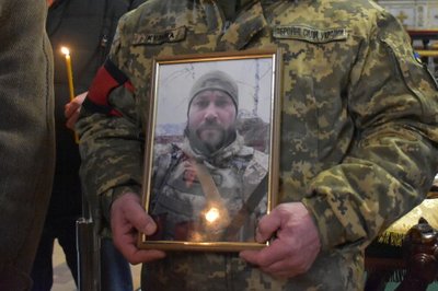 У Луцьку попрощалися з загиблим на Луганщині Валентином Бугайчуком