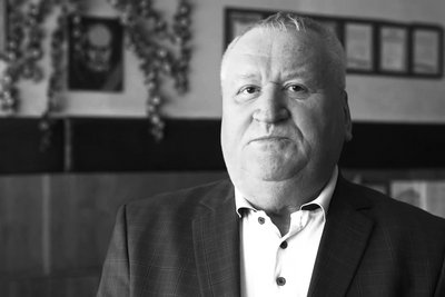 У Житомирі попрощалися з директором територіального центру Анатолієм Сахневичем У Житомирі попрощалися з директором територіального центру Анатолієм Сахневичем