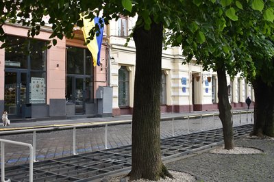 Майже 10 місяців без документів: у центрі Чернівців заклад сплатив місту понад 33 тисячі гривень Майже 10 місяців без документів: у центрі Чернівців заклад сплатив місту понад 33 тисячі гривень