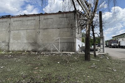 Сім російських “шахедів” вдарили по підприємствах у Сумах Сім російських “шахедів” вдарили по підприємствах у Сумах