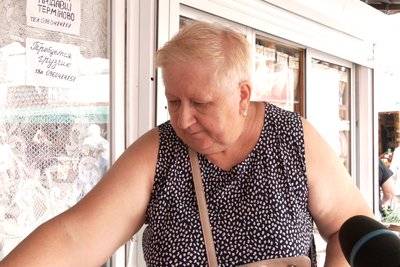 Сезон ягід та фруктів: які ціни на Житньому ринку в Житомирі Сезон ягід та фруктів: які ціни на Житньому ринку в Житомирі