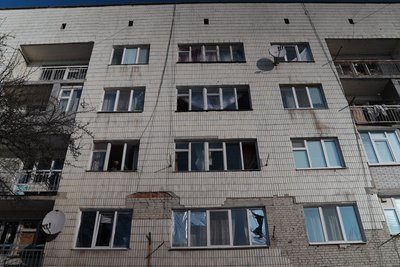 У Сумах поранений чоловік через удар БпЛА: очевидці розповіли про атаку У Сумах поранений чоловік через удар БпЛА: очевидці розповіли про атаку
