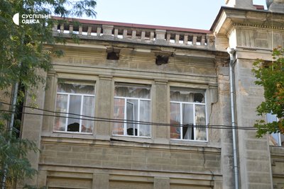 «Не можемо дивитися на це без сліз»: одесити розповіли про наслідки нічної атаки РФ «Не можемо дивитися на це без сліз»: одесити розповіли про наслідки нічної атаки РФ