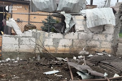 "Нема хатки більше": жителі Одещини про втрату житла після атаки РФ "Нема хатки більше": жителі Одещини про втрату житла після атаки РФ