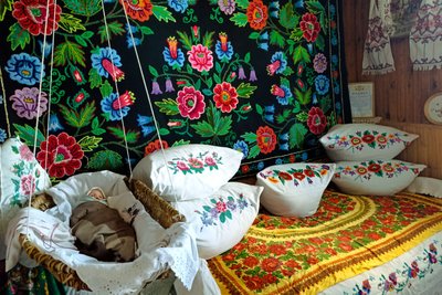 Місце, де оживає історія: "Будинок рибалки" серед річки на Житомирщині Місце, де оживає історія: "Будинок рибалки" серед річки на Житомирщині