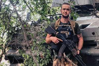 Звільняв Херсон: бійцеві з Вінниччини Зеленський вручив орден "За міжність" Звільняв Херсон: бійцеві з Вінниччини Зеленський вручив орден "За міжність"