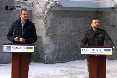 В Одесу приїхали президент Зеленський та прем'єр-міністр Греції Кіріакос Міцотакіс: про що говорили В Одесу приїхали президент Зеленський та прем'єр-міністр Греції Кіріакос Міцотакіс: про що говорили