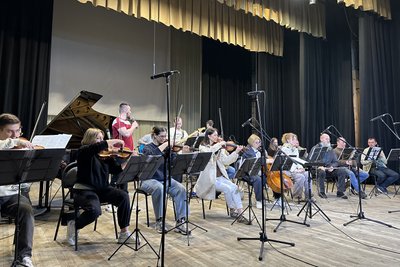 Кримський цикл: прем'єра на сцені Житомирської філармонії Кримський цикл: прем'єра на сцені Житомирської філармонії