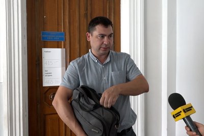 Суд у "справі попільнянського стрілка": обвинувачений вперше за кілька місяців з'явився на суд Суд у "справі попільнянського стрілка": обвинувачений вперше за кілька місяців з'явився на суд