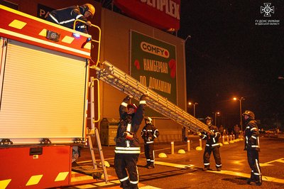 В Одесі сталась пожежа у торговельному центрі