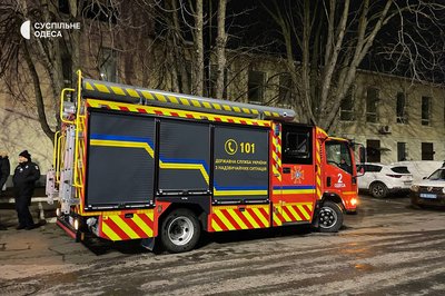 В Одесі внаслідок атаки РФ пошкодило житловий багатоповерховий будинок: фото