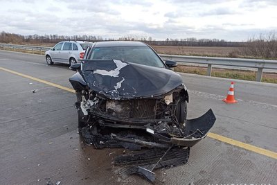 На трасі поблизу Житомира внаслідок аварії травмувалися троє людей, серед них — двоє дітей: що відомо На трасі поблизу Житомира внаслідок аварії травмувалися троє людей, серед них — двоє дітей: що відомо