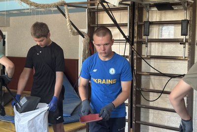 Нічний удар по Сумах: пошкоджена спортивна школа та багатоповерхівка Нічний удар по Сумах: пошкоджена спортивна школа та багатоповерхівка