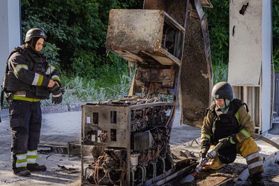 У Харкові внаслідок атаки безпілотника зайнялася колонка на АЗС У Харкові внаслідок атаки безпілотника зайнялася колонка на АЗС