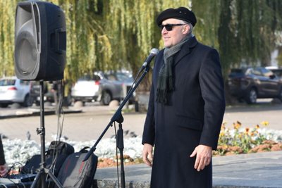 Всеукраїнський конкурс читців імені Лесі Українки у Луцьку — голова журі Тарас Жирко Всеукраїнський конкурс читців імені Лесі Українки у Луцьку — голова журі Тарас Жирко