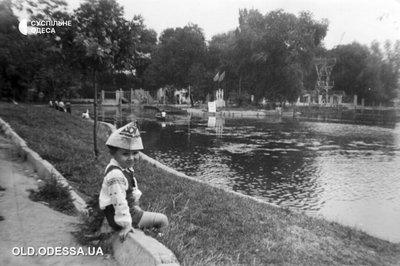 "Обурена від цього бруду": який стан парку Дюківський сад в Одесі "Обурена від цього бруду": який стан парку Дюківський сад в Одесі