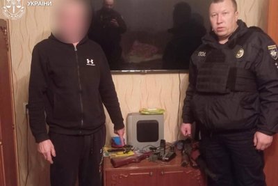 Шестеро дітей травмовані. У Сумах затримали підозрюваного в замаху на вбивство Шестеро дітей травмовані. У Сумах затримали підозрюваного в замаху на вбивство