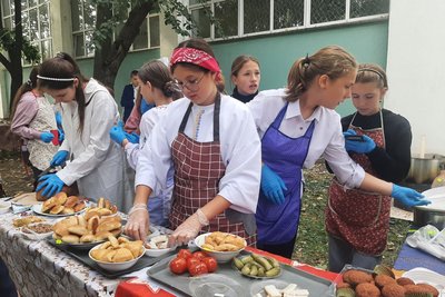 162 тисячі гривень зібрали вінницькі ліцеїсти під час ярмарку: на що витратять гроші