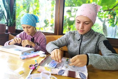 "Кожен має щось докласти, щоб Україна перемогла": на Вінниччині діти збирають гроші на підтримку захисників "Кожен має щось докласти, щоб Україна перемогла": на Вінниччині діти збирають гроші на підтримку захисників