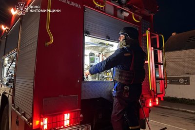 Масована атака військ РФ по Житомирщині: пошкоджені об'єкти енергетики, заклад освіти і житло