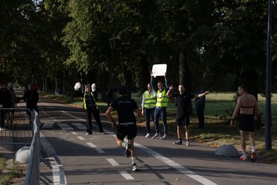 У Києві відбувся забіг на підтримку українських полонених за участі історика Тімоті Снайдера У Києві відбувся забіг на підтримку українських полонених за участі історика Тімоті Снайдера