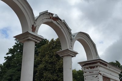 "Люди звикли до війни". Чому білопільці повертаються в місто і не хочуть евакуюватись "Люди звикли до війни". Чому білопільці повертаються в місто і не хочуть евакуюватись