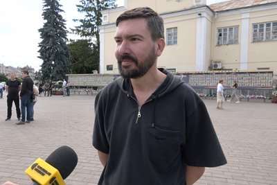 Костянтин Яворський на прощанні з Ігорем Приступою Костянтин Яворський на прощанні з Ігорем Приступою