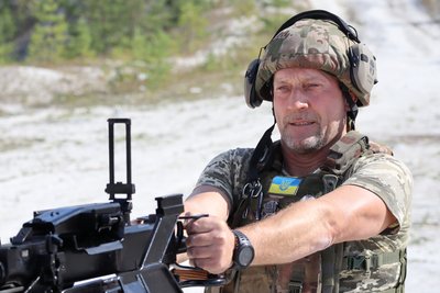 Боєць ТРО Волині Валентин "Купол" Боєць ТРО Волині Валентин "Купол"