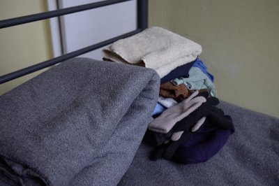“Взяли щось перекусить, кружку, ложку й миску”: як жителі Рясного тікали від армії РФ “Взяли щось перекусить, кружку, ложку й миску”: як жителі Рясного тікали від армії РФ