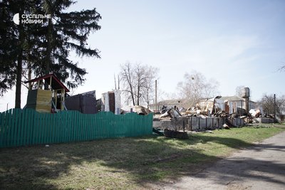 "Складно пояснити дитині чому маємо бігти у підвал коли виє сирена". Навчання в школах і садочках Київщини "Складно пояснити дитині чому маємо бігти у підвал коли виє сирена". Навчання в школах і садочках Київщини