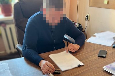 У Києві чиновник привласнив понад 2,5 млн грн на неякісному ремонті асфальту У Києві чиновник привласнив понад 2,5 млн грн на неякісному ремонті асфальту