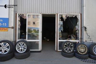 «Влучили у другий дім»: який вигляд має бізнес-центр в Одесі після атаки РФ