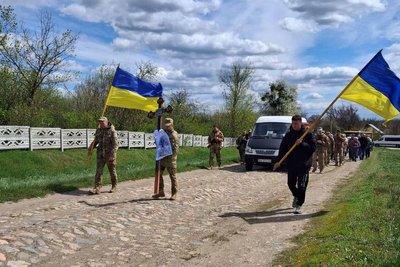 прощання громади28,04