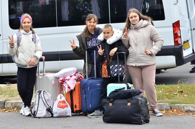 Понад двісті дітей захисників та захисниць із Вінниччини відправили на Закарпаття Понад двісті дітей захисників та захисниць із Вінниччини відправили на Закарпаття