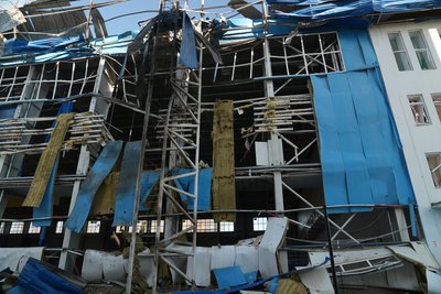 "Тут проходила моя юність". У Сумах через атаку РФ пошкоджений легкоатлетичний манеж "Тут проходила моя юність". У Сумах через атаку РФ пошкоджений легкоатлетичний манеж