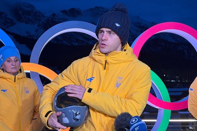 Владислав Гераскевич на спеціально зібраній пресконференції у Кортіні-д'Ампеццо Владислав Гераскевич на спеціально зібраній пресконференції у Кортіні-д'Ампеццо