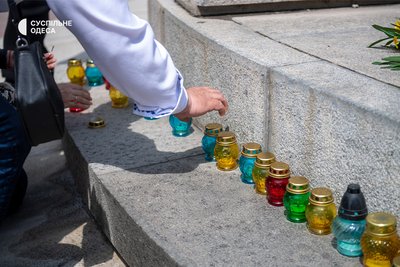 В Одесі до Дня вишиванки провели ходу та збір підписів за державний статус свята В Одесі до Дня вишиванки провели ходу та збір підписів за державний статус свята