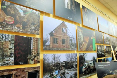 У Ковелі відкрили виставку світлин загиблого на війні волинського фотографа Максима Бурди У Ковелі відкрили виставку світлин загиблого на війні волинського фотографа Максима Бурди