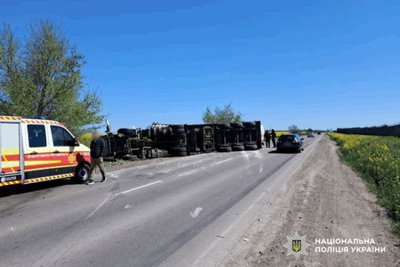 Через смертельну ДТП біля Візирки ускладнено рух на трасі Одеса-Миколаїв: подробиці Через смертельну ДТП біля Візирки ускладнено рух на трасі Одеса-Миколаїв: подробиці